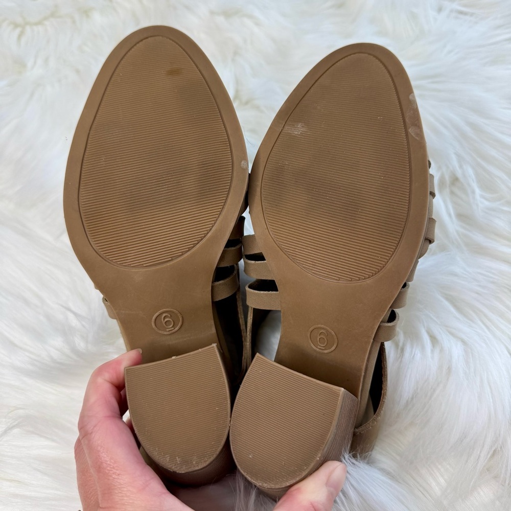 Universal Thread Women's Tan Block Heel Woven Mules - Picture 5 of 8